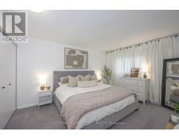 35 MAXWELL CRESCENT - 24