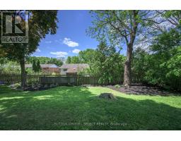 35 MAXWELL CRESCENT - 5