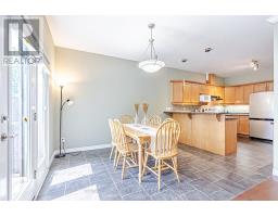 20 - 2089 BEAVERBROOK AVENUE - 13