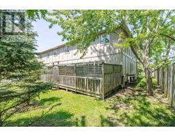20 - 2089 BEAVERBROOK AVENUE - 35