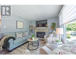 309 PANORAMA CRESCENT - 4