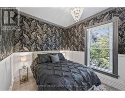 28 WELLINGTON STREET - 23