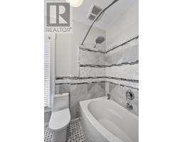 28 WELLINGTON STREET - 25