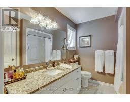 116 WOODVALE DRIVE - 19