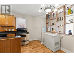 219 FAIRWAY AVENUE - 9
