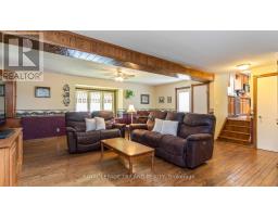 4 CONIFER CRESCENT - 14