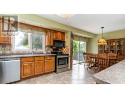 4 CONIFER CRESCENT - 9