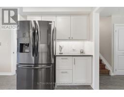 151 ST CLAIR CRESCENT - 16