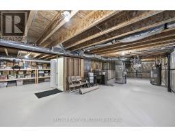 8 ASHBERRY PLACE - 24