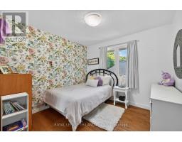 24 FARMINGTON AVENUE - 16