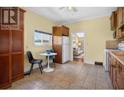 230 ALMA STREET - 8
