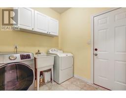 941 BARCLAY ROAD - 17