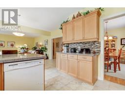 941 BARCLAY ROAD - 9