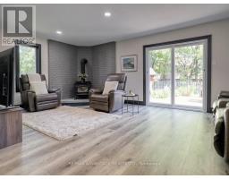 43 LYNNGATE GROVE - 26
