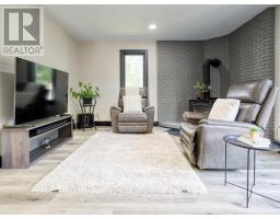 43 LYNNGATE GROVE - 27