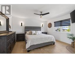30 STATHAM STREET - 16