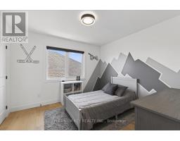 30 STATHAM STREET - 19