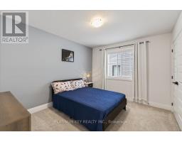 136 DAVENTRY WAY - 22