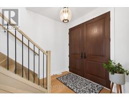 136 DAVENTRY WAY - 4