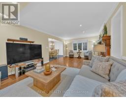 11 CRAMAR CRESCENT - 16