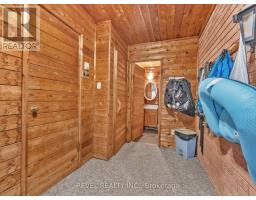 11 CRAMAR CRESCENT - 33