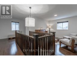 919 FOXCREEK ROAD - 21