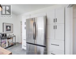42 FIFTH AVENUE - 20