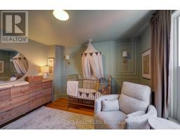 42 FIFTH AVENUE - 30