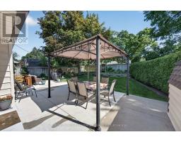 647 GLENGYLE CRESCENT - 36