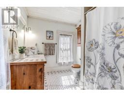 4378 MCGILLIVRAY DRIVE W - 14