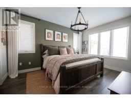5 CONNOR AVENUE - 17
