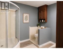 45 - 664 WONDERLAND ROAD S - 11