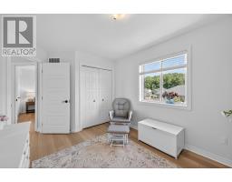 38 FOXTAIL LANE - 20