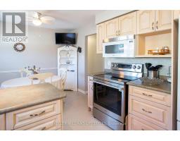 128 CLARENDON CRESCENT - 11