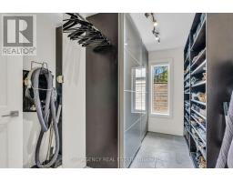 32 HUNT VILLAGE CRESCENT - 11