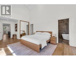 32 HUNT VILLAGE CRESCENT - 19