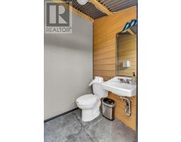 32 HUNT VILLAGE CRESCENT - 37