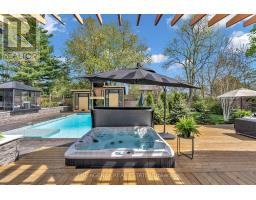 32 HUNT VILLAGE CRESCENT - 44