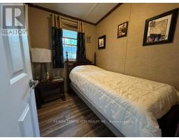 37 - 22790 AMIENS ROAD - 11