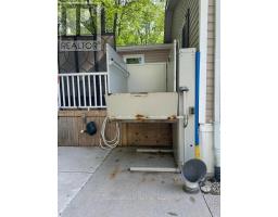 37 - 22790 AMIENS ROAD - 3