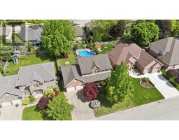 110 GREEN HEDGE LANE - 1