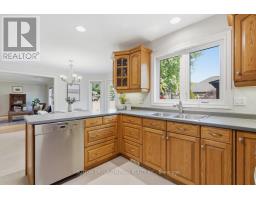 110 GREEN HEDGE LANE - 12