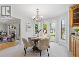 110 GREEN HEDGE LANE - 13