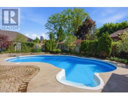 110 GREEN HEDGE LANE - 38