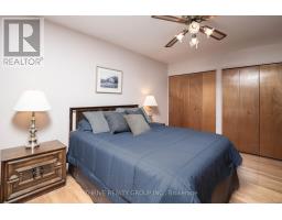 235 STANLEY STREET S - 12