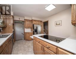 235 STANLEY STREET S - 9