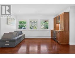1505 STONEYBROOK CRESCENT - 10