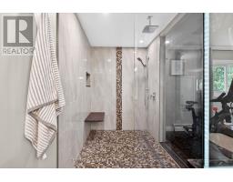 1505 STONEYBROOK CRESCENT - 19