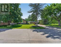 1505 STONEYBROOK CRESCENT - 2