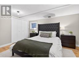 1505 STONEYBROOK CRESCENT - 32